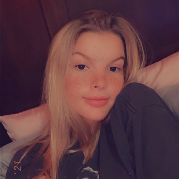 Meet your Posher, Lucy - Picture 1 of 1